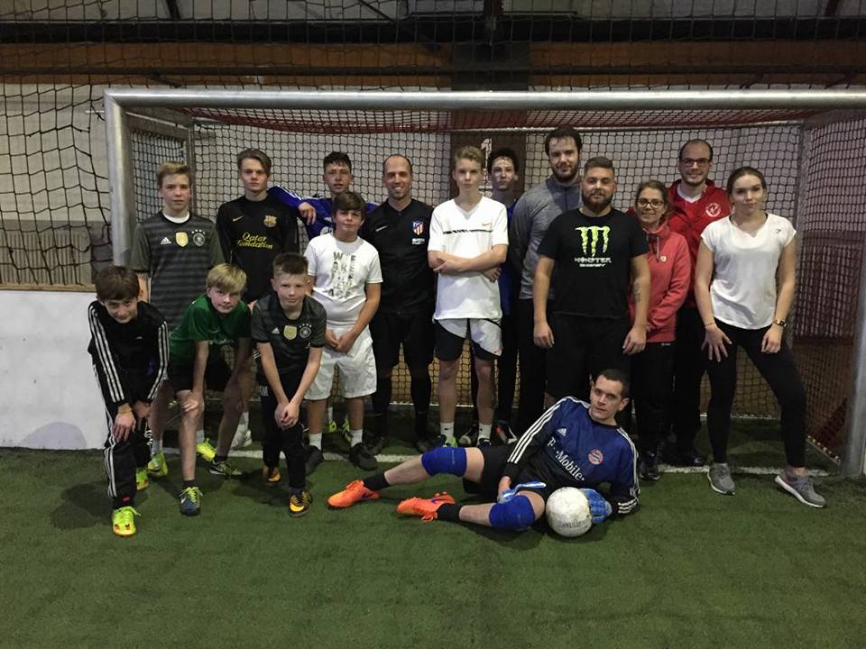 Unsere Jugend spielt Fußball