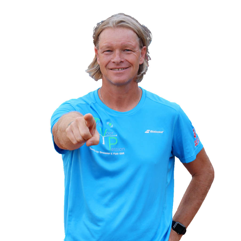 Frank Graesser, Cheftrainer der Tennisschule TYP in Sindorf.